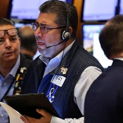 S&P 500 atinge nova máxima, mas fraqueza na amplitude sinaliza riscos futuros