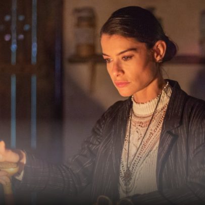 Alinne Moraes brilha como Jânia na nova novela 'Guerreiros do Sol'