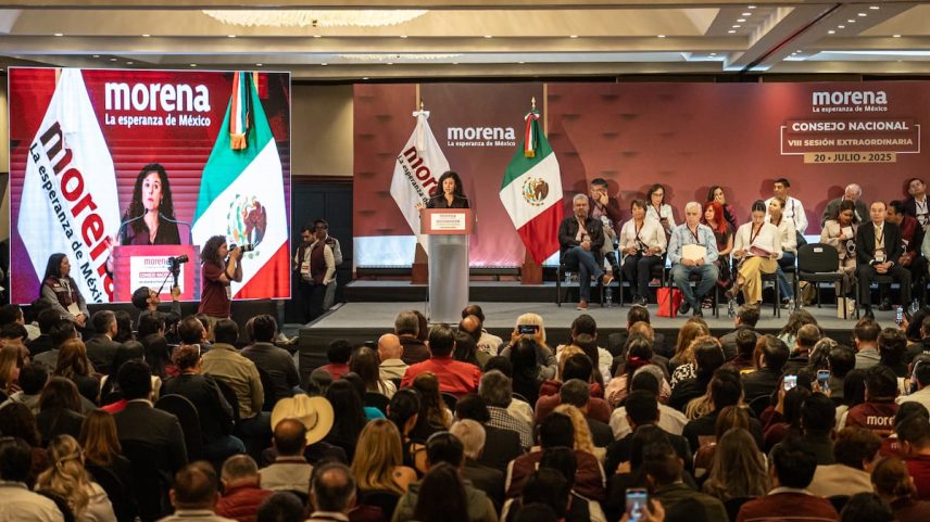 Luis María Alcalde durante seu discurso no Conselho Nacional de Morena, na Cidade do México. (Foto: Aurea Del Rosario/El País)