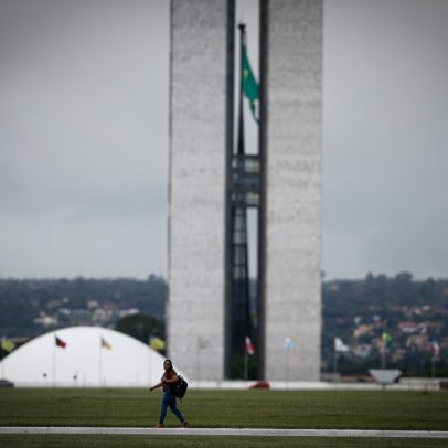 Congresso declara fim do governo Lula e acirra crise política no país