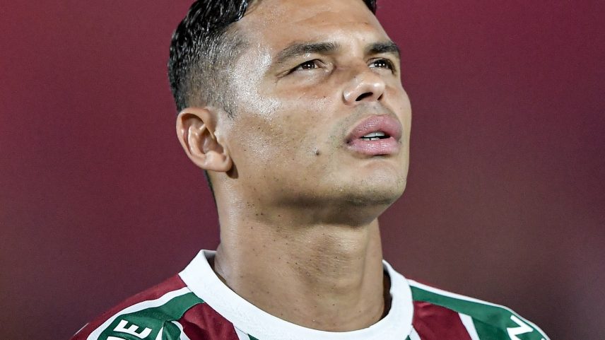 Thiago Silva, zagueiro do Fluminense, durante jogo contra o Cruzeiro no Brasileirão (Foto: Thiago Ribeiro/AGIF)