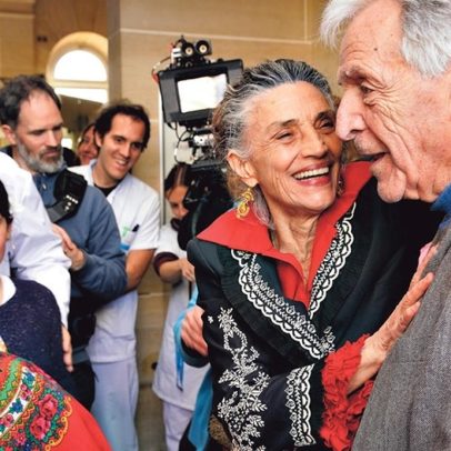 Costa-Gavras explora a morte com sensibilidade em novo filme aos 92 anos