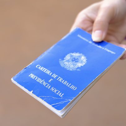 CLT como base para o futuro profissional dos jovens no mercado de trabalho