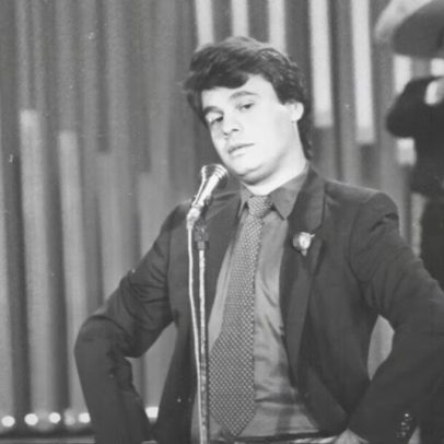 Juan Gabriel ressurge com 'Nunca havia amado assim', uma joia escondida de seu repertório