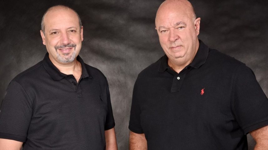 Autores de best-sellers sobre gestão, José Salibi Neto e Sandro Magaldi lançam obra que defende o poder estratégico de uma boa pergunta – ainda mais valiosa em tempos de respostas automatizadas (Foto: Divulgação)