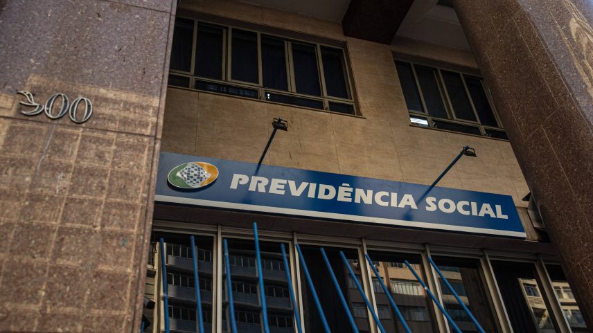 Agência da Previdência Social, localizada na Rua Coronel Xavier de Toledo, 280, em São Paulo (Foto: Rafaela Araujo/Folhapress)