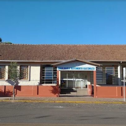 Educador critica falta de avanços na educação e compara a tarefa a 'enxugar gelo'