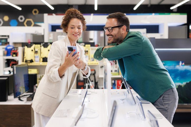 O futuro do varejo não será apenas sobre quem oferece o melhor produto, mas sobre quem consegue entregar a experiência certa (Foto: Riska/Getty Images)