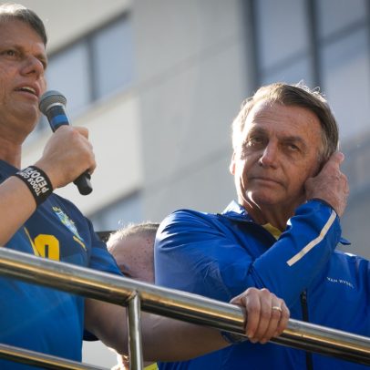 Trump pressiona Bolsonaro e Tarcísio em um jogo de chantagem política