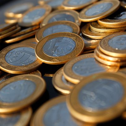 Juros futuros curtos recuam enquanto longos avançam após IBC-Br decepcionante