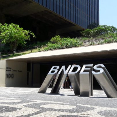 BNDES investe R$ 114 milhões em fabricante de fertilizantes e retoma compras de ações