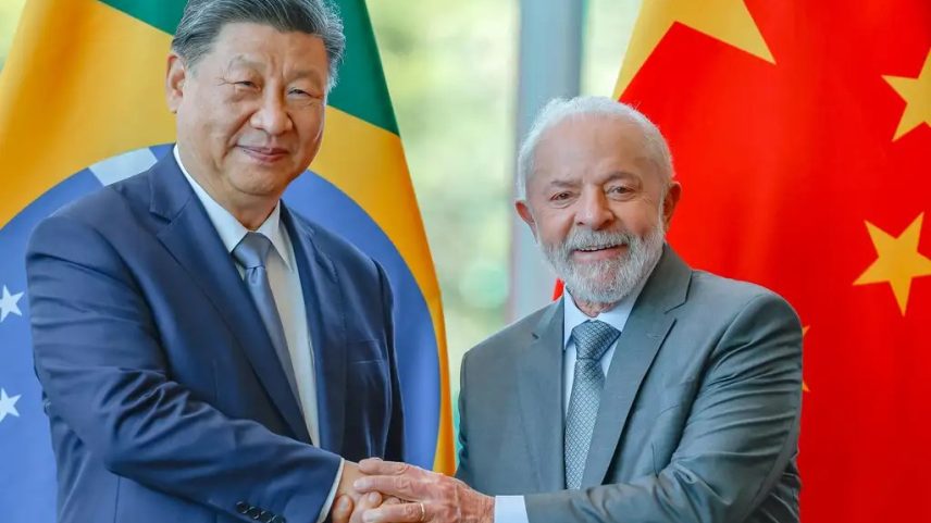 Presidente da República, Luiz Inácio Lula da Silva, durante reunião com o Presidente da República Popular da China, Xi Jinping, no Palácio da Alvorada. Brasília (Foto: Ricardo Suckert/Agência Brasil)