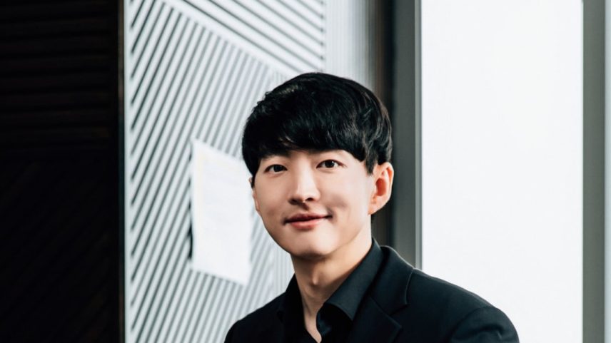 Kim Byung Hoon, de 36 anos, está à frente da APR, empresa com foco em produtos de skincare de alta tecnologia (Fonte: dados compilados pela Bloomberg News)