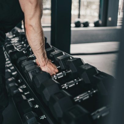 Transforme seu corpo: entenda as dietas de bulking e cutting para resultados eficazes