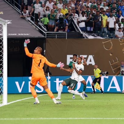 Estêvão marca gol bonito e estreia 'Lei do Futuro' com Chelsea em grande estilo