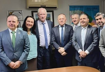 Conflitos revelam laços inesperados entre inimigos íntimos