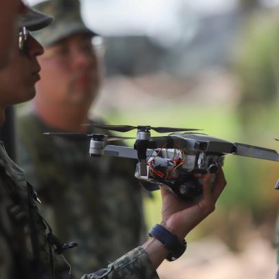Sheinbaum descarta ameaças de drones do narcotráfico nos Estados Unidos