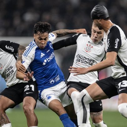 Corinthians empata com Cruzeiro, alivia crise e mantém Dorival no comando