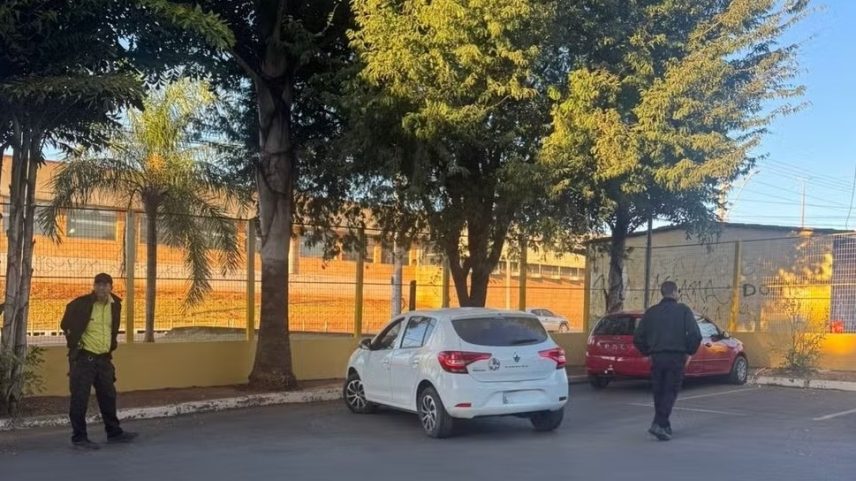 Mulher foi dirigindo um carro para fazer exame teórico de habilitação (Foto: Divulgação/Detran-DF)