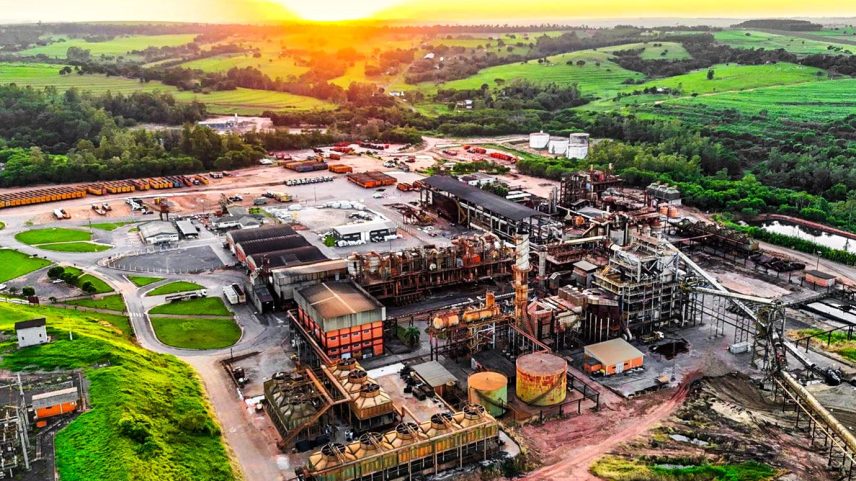 Santa Terezinha: Na safra passada, a usina produziu e exportou 1,120 milhão de toneladas — para este ano, com a melhoria na conectividade, a expectativa é alcançar 1,200 milhão de toneladas (Foto: Santa Terezinha/Divulgação)