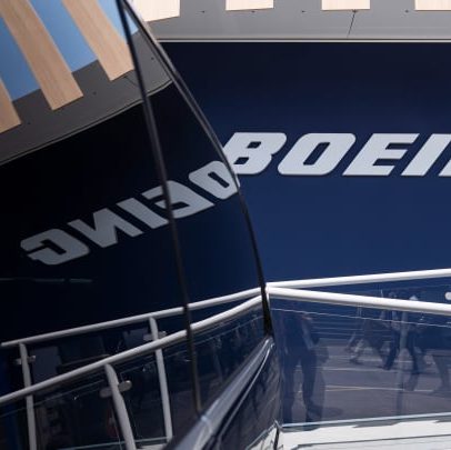 Boeing apresenta melhorias sob a liderança do CEO Ortberg e busca continuidade