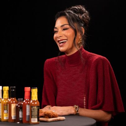 Nicole Scherzinger conta que príncipe se escondeu para chamar sua atenção