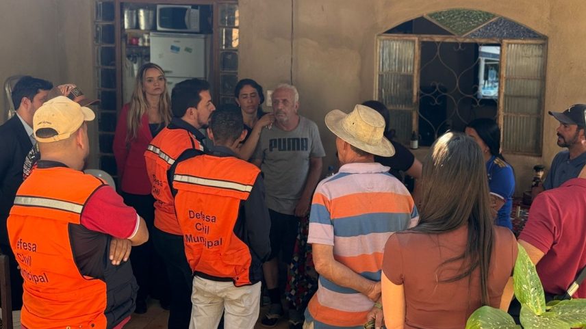 Defesa Civil de Brumadinho faz trabalho preventivo com famílias que vivem perto de barragem (Foto: Divulgação / Maria Julia - Prefeitura de Brumadinho)