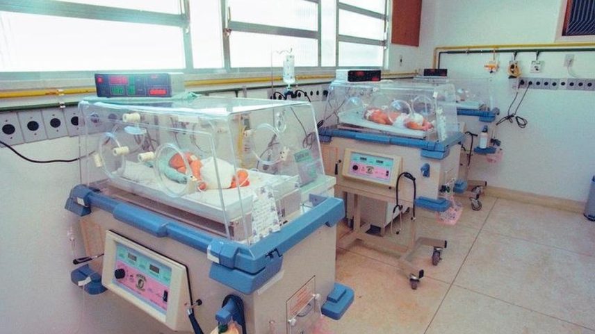 UTI neonatal da Clínica Pediátrica da Região dos Lagos, em Cabo Frio, onde ocorreram 96 mortes de bebês: acusação de negligência (Foto: Marizilda Cruppe/16-4-1997)