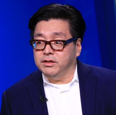 ETF de Tom Lee supera o mercado e atrai investimentos significativos