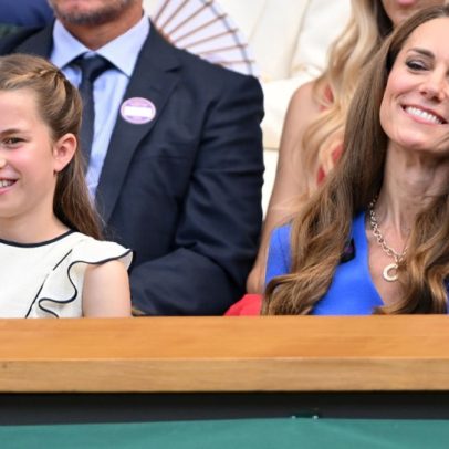 Princesa Charlotte encanta ao reproduzir gesto de Kate Middleton nas redes sociais