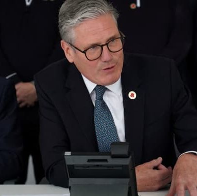 Custos de empréstimos do governo britânico disparam com tensões no partido trabalhista