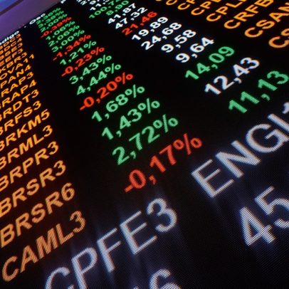 Ibovespa se mantém estável com Lula em alta e inflação pressionando os EUA