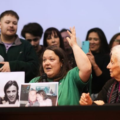 Abuelas de Plaza de Mayo encontra neto 140, filho de desaparecidos na Argentina
