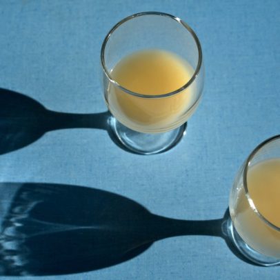 Descubra 5 maneiras criativas de saborear o pastis além da água