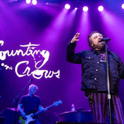 Counting Crows revela sua jornada única e a busca por pertencimento na música