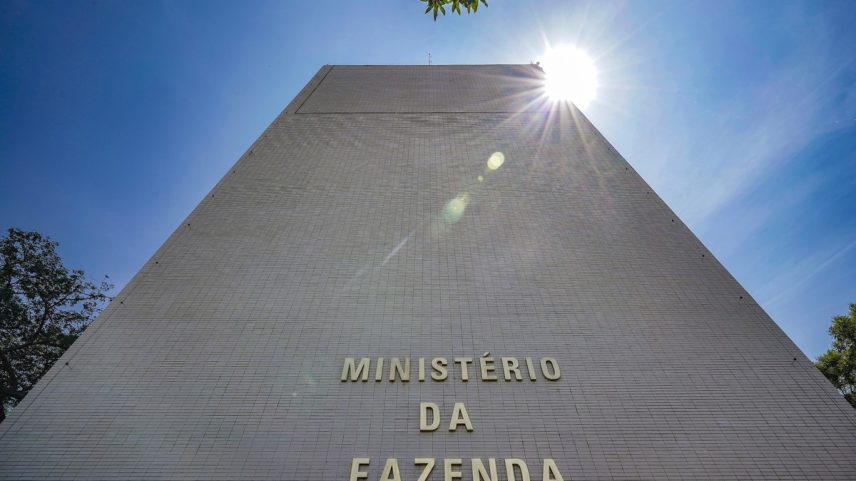 Prédio do Ministério da Fazenda, na Esplanada dos Ministérios em Brasília. (Foto: Rafa Neddermeyer/Agência Brasil)