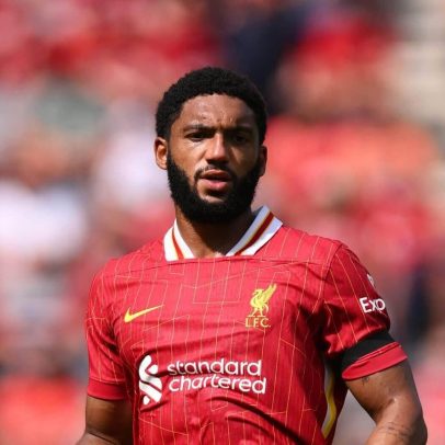 Joe Gomez se despede da pré-temporada do Liverpool com lesão no tendão de Aquiles