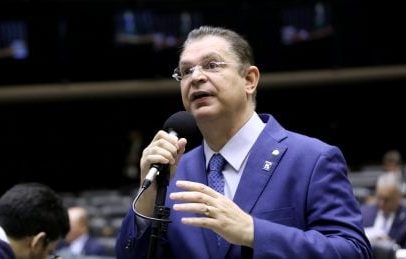 Câmara aprova moção de louvor a Trump em comissão de relações exteriores