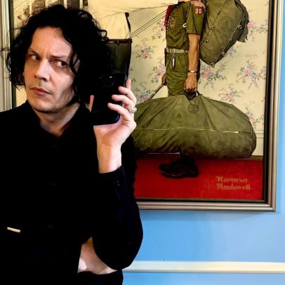 Ex-líder do White Stripes inicia uso de celular aos 50 anos e reflete sobre mudanças