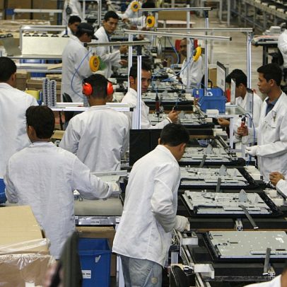 Indústria registra queda de 1,2% no faturamento em maio, aponta CNI