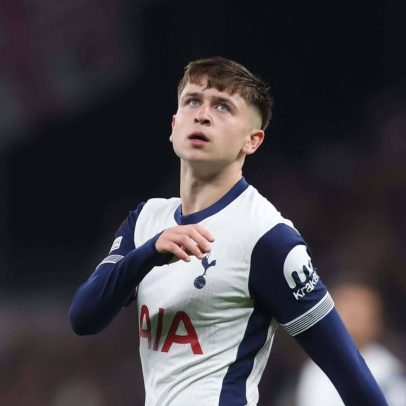 Mikey Moore deve ser emprestado pelo Tottenham ao Rangers em breve
