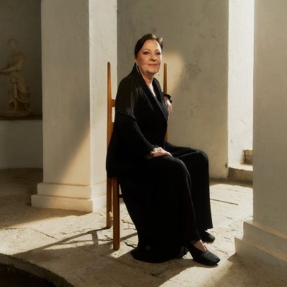 Carmen Linares destaca apoio familiar em meio ao medo da sua época artística