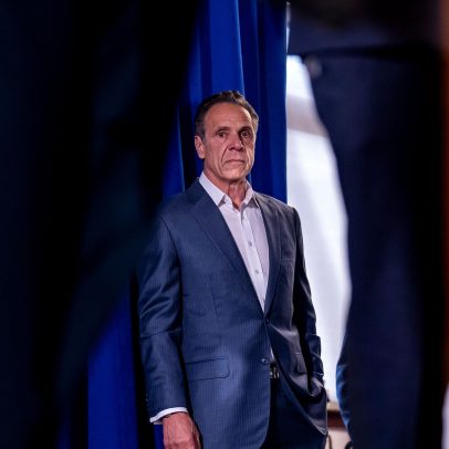 Contribuintes de Nova York pagam milhões pela defesa legal de Andrew Cuomo