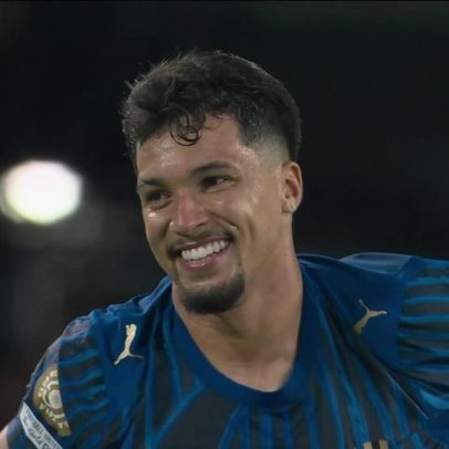 Inzaghi celebra conquista histórica como se tivesse subido o Everest sem oxigênio
