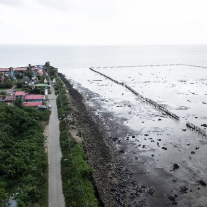Suriname enfrenta desafios para proteger capital da erosão costeira