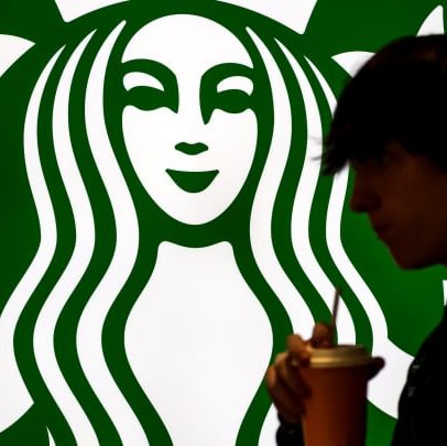 Analistas projetam resultados financeiros positivos para a Starbucks nesta terça-feira