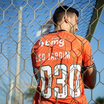 Vasco renova contrato de Léo Jardim e garante goleiro até 2030