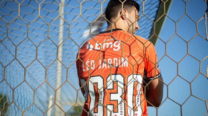 Vasco anuncia renovação com Léo Jardim até 2030 (Foto: Matheus Lima/Vasco)