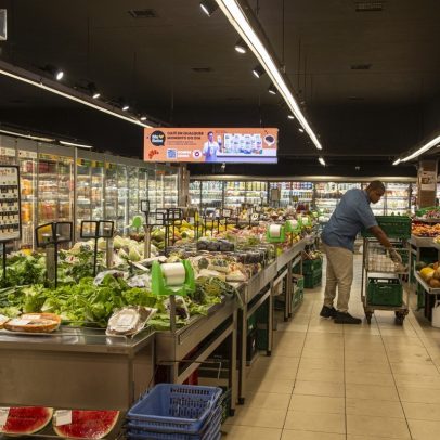 Cariocas buscam promoções em diversos mercados para economizar nas compras