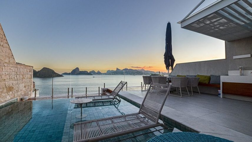 Cobertura mais cara à venda na Praia de Icaraí, com 640m², disponível por R$ 21 milhões. (Foto: Divulgação/Spin)